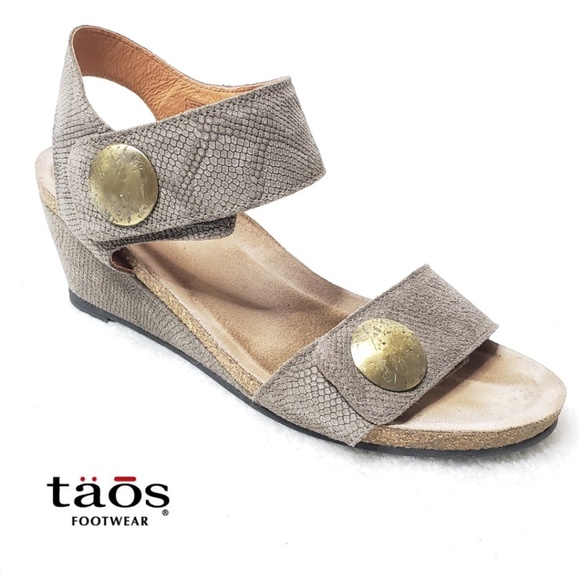 taos carousel 2 taupe